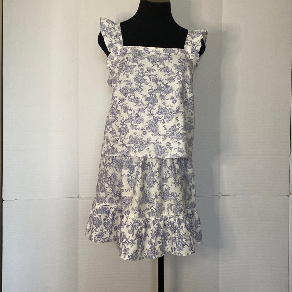 Cinthia Rowley Women’s 2 Pcs set Linen Blend Top and Skirt Size S NWT.